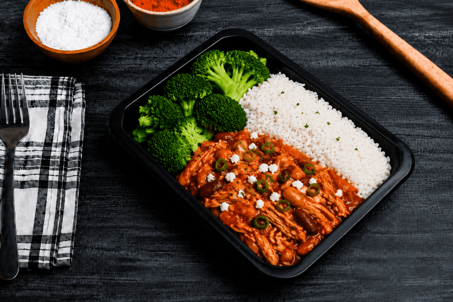 A hearty, flavor-packed Buffalo Chicken Chili made with hormone-free chicken, slow-simmered with carrots, celery, and a colorful blend of peppers. Loaded with tender beans and finished with a bold buffalo kick, it delivers the perfect balance of comfort and spice. Served alongside fragrant jasmine rice and crisp steamed broccoli for a wholesome, satisfying meal packed with protein and flavor.