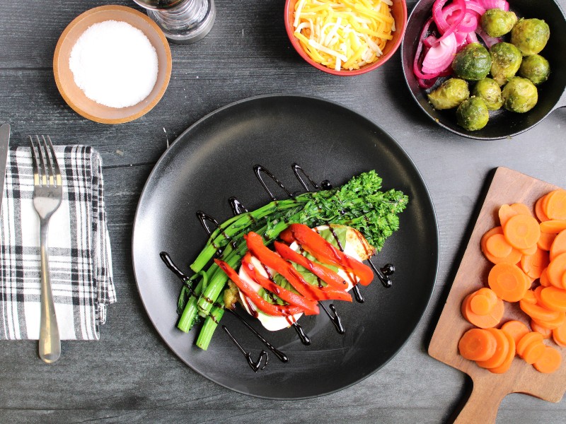 Clean Eats Meal Prep Balsamic Chicken & Mozzarella