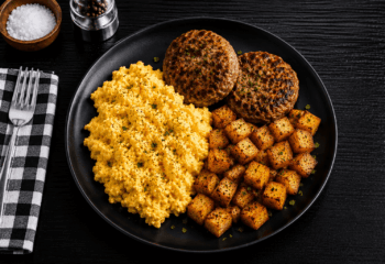 Chicken Sausage & Eggs Chicken Sausage & Eggs