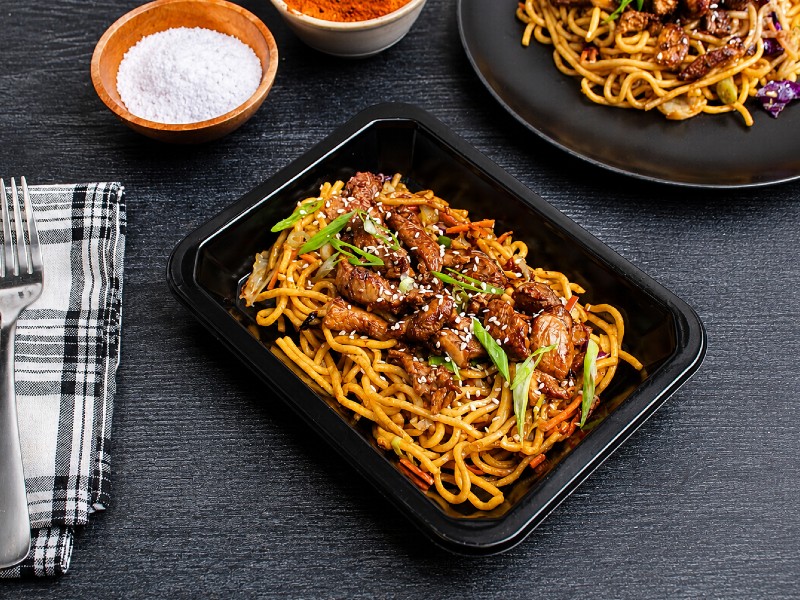 Tender chicken, crisp cabbage, and shredded carrots, lightly sautéed in our signature Asian sesame sauce and served over hearty whole wheat noodles.